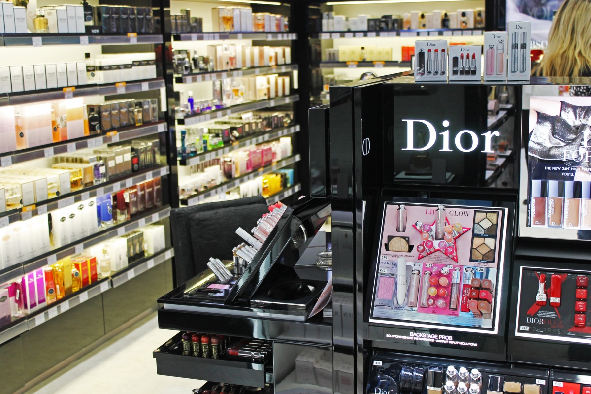 dior duty free.jpg